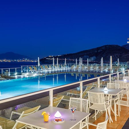 Art Hotel Gran Paradiso Sorrento Esterno foto