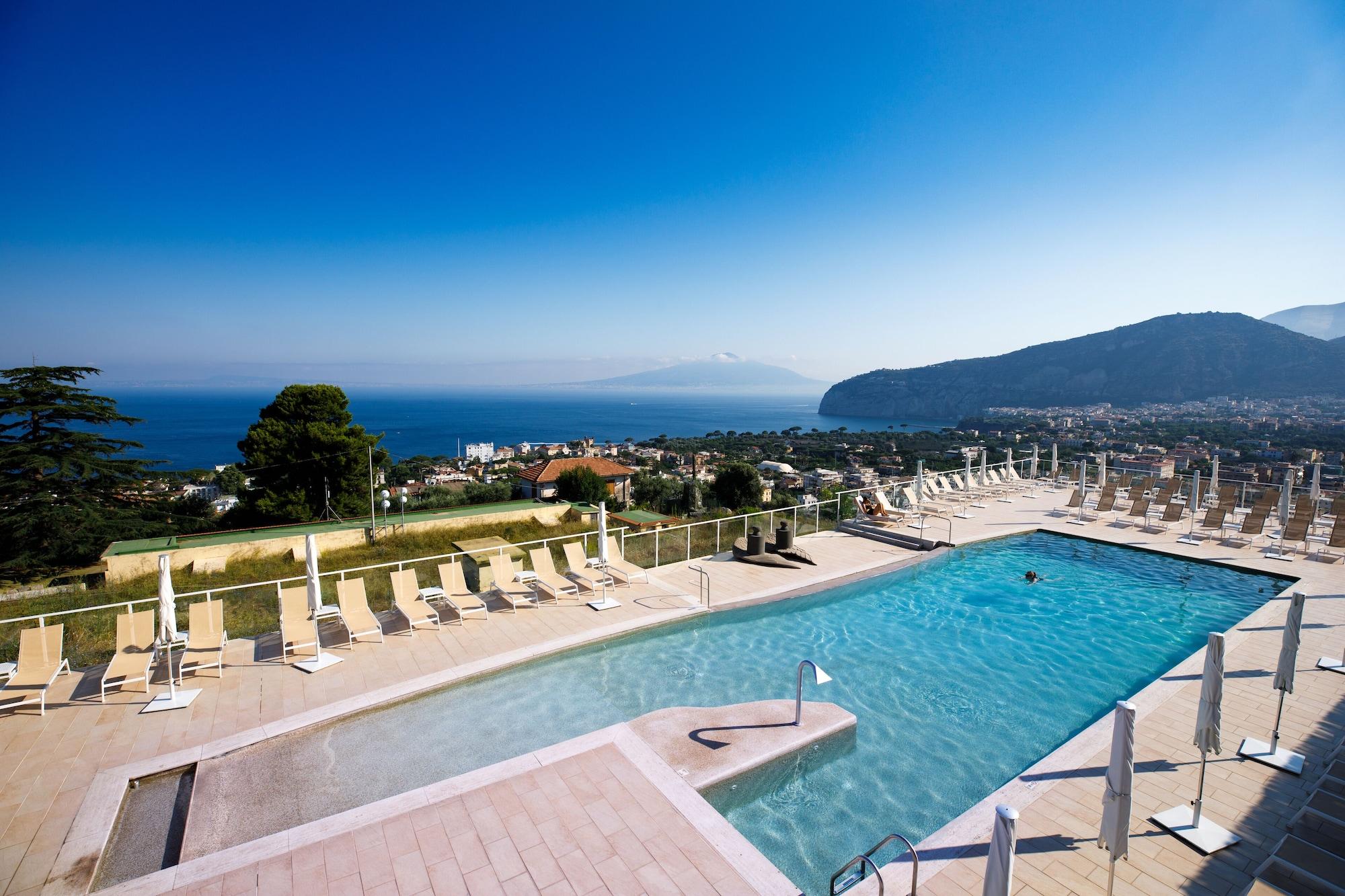 Art Hotel Gran Paradiso Sorrento Esterno foto