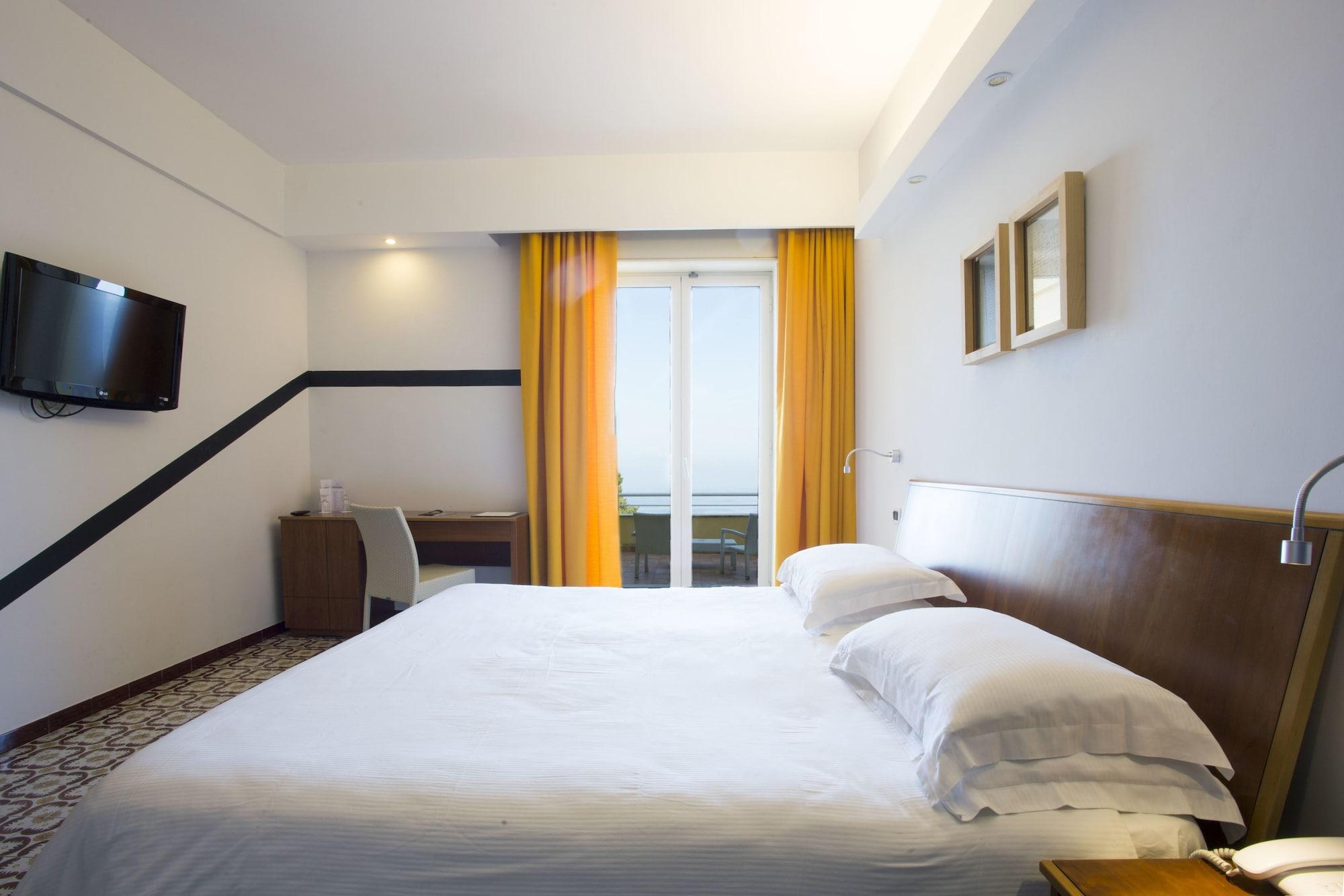 Art Hotel Gran Paradiso Sorrento Esterno foto