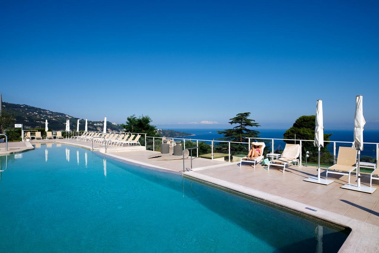 Art Hotel Gran Paradiso Sorrento Esterno foto